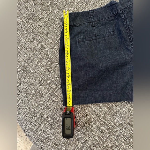 2 piece Ann Taylor Loft size 2 jean short and Universal Thread sz 4 jean bundle - Picture 6 of 8